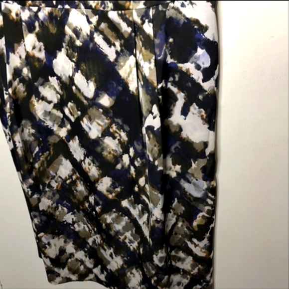 Silky Abstract Water Color Print Cocktail Dress Size 8P Ann Taylor- Party Dress - Picture 3 of 11